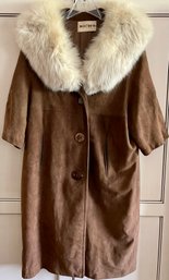 Rich's Vintage Brown Suede Satin Lined Coat With Fox Fur Collar And 3/4 Sleeves