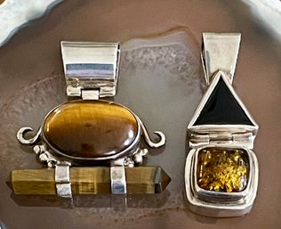 (2) Vintage Pendants (1) Amber & Black Onyx And (1) Tiger's Eye Crystal Pendant - Total Weight 24.7 Grams