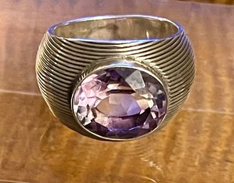 Stunning Sterling Silver And Amethyst Ring Size 10 - Total Weight 9.9 Grams