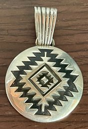 Native American Sterling Silver Pendant - Total Weight 10.04 Grams