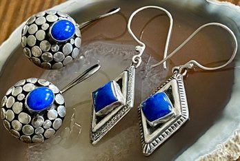 (2) Pairs Of Vintage Sterling Silver & Blue Lapis Wire Earrings -total Weight 20.2 Grams