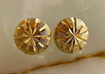 14K Gold Button Earrings -total Weight 1.82 Grams