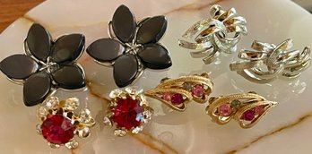 (4) Pairs Of Vintage Earrings - (1) Lisner & (3) Coro Rhinestone & Thermoset