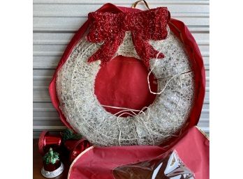 Large Acrylic Light Up Outdoor Holiday Wreath In Soft Storage Case