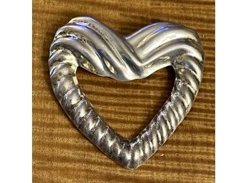 Sterling Silver Heart Pin - Total Weight - 13.1 Grams