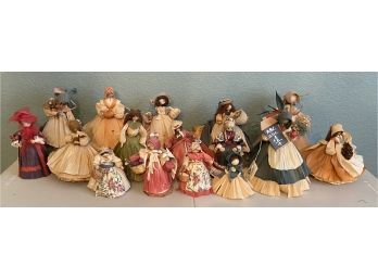 Collection Of 16 Assorted Rare Corn Husk Dolls Including Original Trudie Dolls