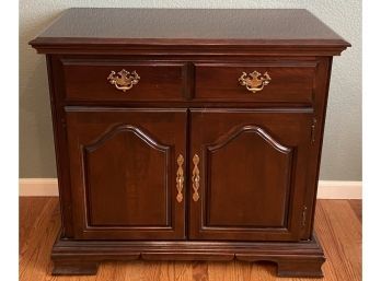 Kincaid Cherry 2-drawer Cabinet