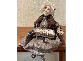 JKC 2002 Jacqueline Kent 'feed The Birds' Figurine With Base And Original Box