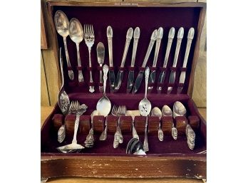 Collection Of William Rogers Silver Plate - First Love, Aurora, Royal Saxony, Community White Orchid