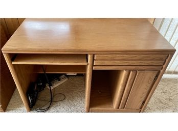 2000 Oak And Venir Desk With Drawer, Computer Storage, Key Board Shelf