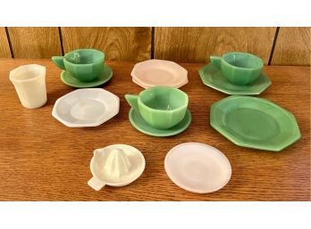 Large Collection Of Green, Pink, And White Akro Agate Children's Tea Set Pieces - Cups, Saucer, Plates, &more