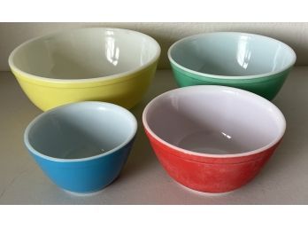 Set Of 4 Vintage Pyrex Primary Color Nesting Bowls