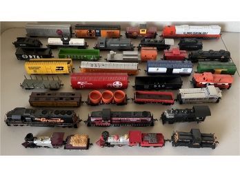 Large Collection Of Vintage Diecast & Plastic Model Trains - Rio Grande, Jupiter, B&O, Southern Pacific