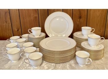 Classic Collection Lenox Federal Gold Fine Bone China 12 Piece Set