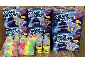 (8) Min Yin Toys 1998 Space Blasters With Extra Discs, Disc Loaders, And Belt Clips