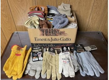 Large Lot Of Work Gloves Most New With Tags Including Handy Andy, Wells Lamont, And Thunder Bay