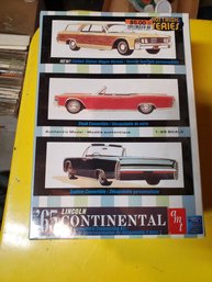 Vintage Nostalgic Series 65' Lincoln Continental