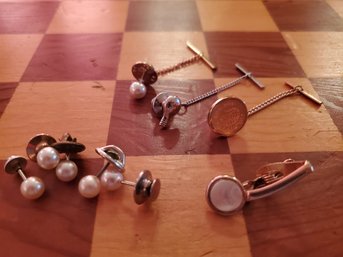 Lot Of Misc Pins & Earings