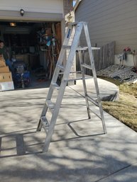 Keller 6 Foot Step Ladder - Model 506 Blue Line