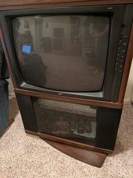 Zenith Television - With Build In Swivel Base And Speakers Model SY2518RK