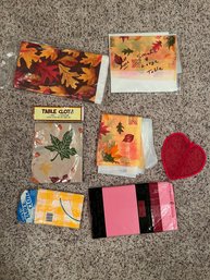 Set Of 6 Table Cloths, 4 Autumn, 1 Picnic, And 1 Pink With Mesh Heart