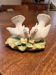 'nest Egg Collection' Lefton Doves Figurine  05134