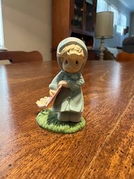 Precious Moments Figurine  Knick Nack (#2)