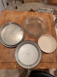 Lot Of Mostly Metal Pie Dishes And Cake Pans Wear-ever