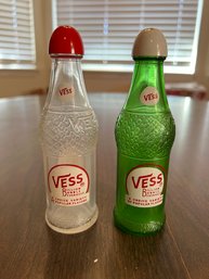 Vintage Glass Vess Billion Bubble Beverage Salt And Pepper Shakers