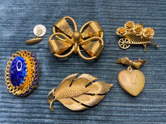 Lot Of Vintage Brass Pins And Brooches