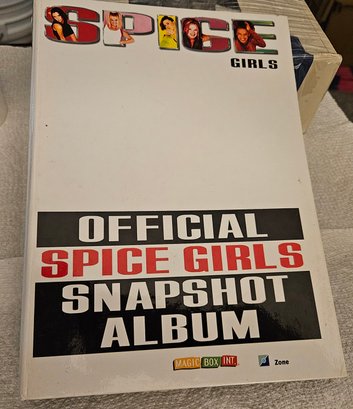 Lot 5-369 Spice Girls Snapshot Photo Album (white Shelf)