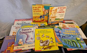 Lot 5-181 Children's Book Lot (wood Shelf Around Corner)