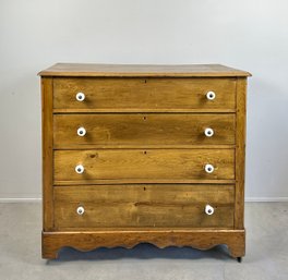 Vintage Or Antique Pine 4 Drawer Dresser