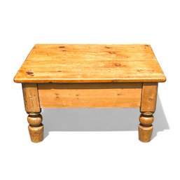 Farmhouse Pine Coffee Or End Table With Drawer