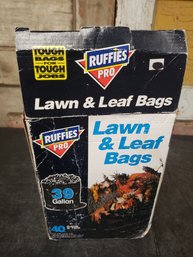 Open Box Lawn & Leaf Bags C3