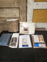 Mixed Curtains & Linens Lot C3