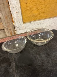 Glass Pyrex Bowls (B2)