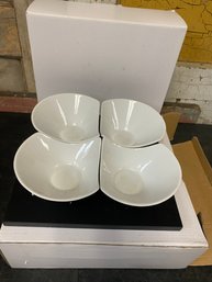 Qty 2 Serving Dishes W/ Tray Lot H3