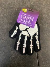 Childrens Glow In The Dark Skeleton Gloves H3