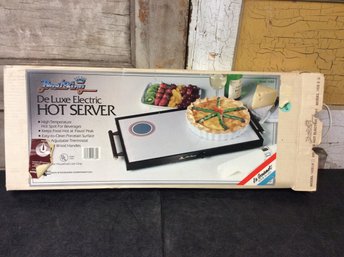 Broil King DeLuxe Electric Hot Server In Box A2