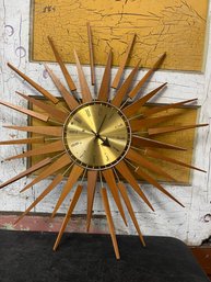 Vtg MCM Sunburst Wooden Seth Thomas Clock (A1)