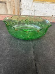 Green Glass Decorative Bowl ?uranium Glass? D3