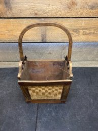 Wooden Basket / Box (HB7)