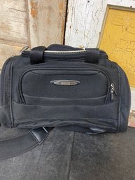 Kenneth Cole Reaction Black Travel Bag F3