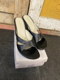 Size 10 Parade Slip On Wedges F4