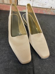 New Short Tan Heels F4