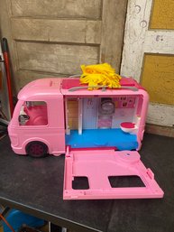 Barbie Extendable RV C4