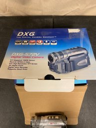 DXG Digital Video Camera (Z6)
