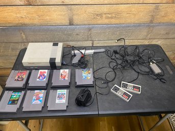 Nintendo Lot With Games C4