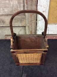 Wooden Basket (Z3)